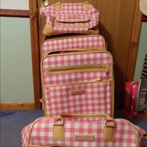 Liz Cailborne luggage set barely